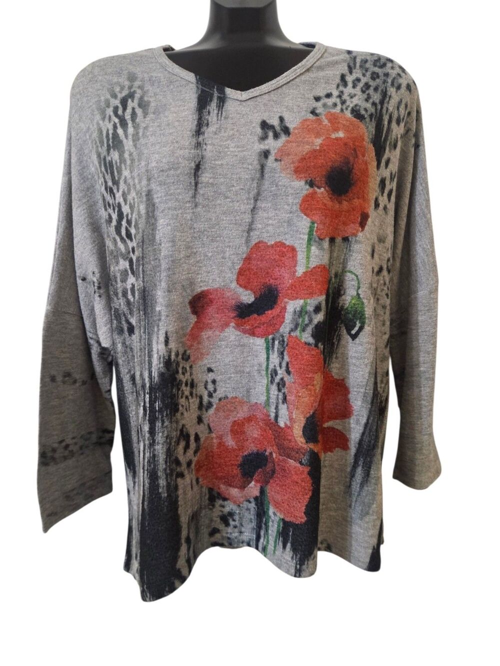 Jess & Jane Mineral Washed Dolman Sleeve Knit Top Plus 1X Black Red Poppy B36